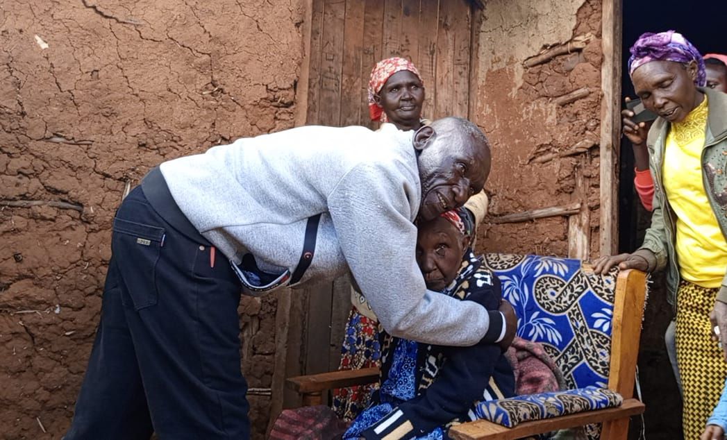 Man Reunites With Family After 20 Years in Prison