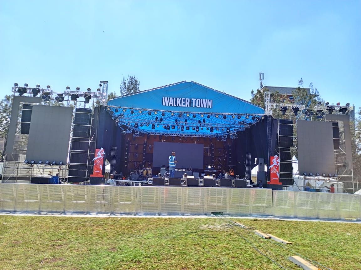 All roads lead to Naxvegas for Walker town concert