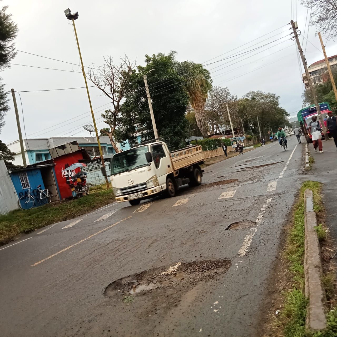 Residents decry road riddled with potholes in Ngei estate