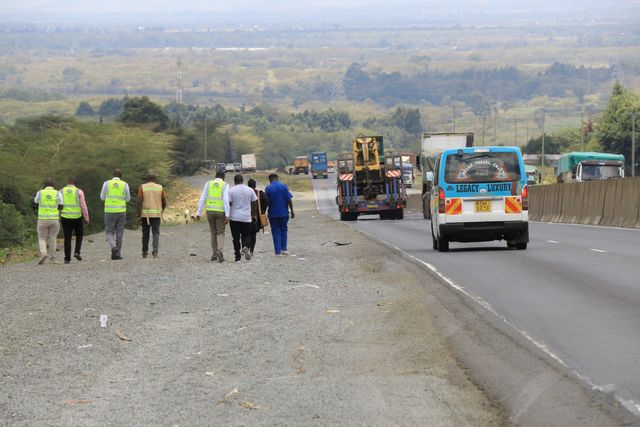 Truck drivers urged to use runway ramps along Salgaa-Sachangwan stretch