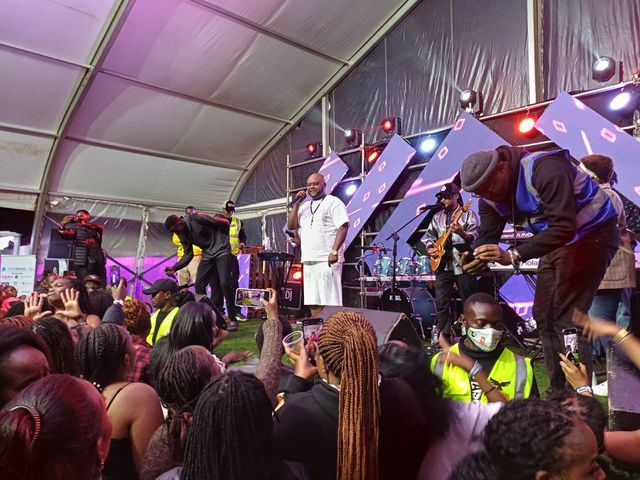 Kidum thrills Nakuru fans with magical performance at Rythm Fiesta