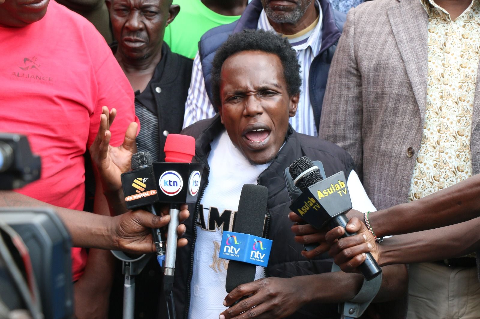Nakuru human rights defenders call for the arrest of police officers who manhandled activist James Mbugua