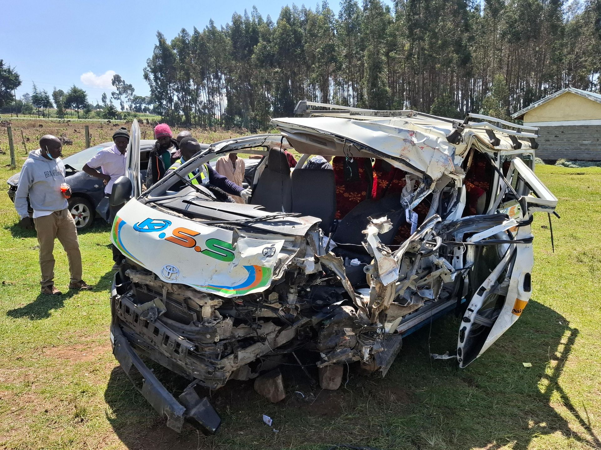Mau Summit residents demand safety barriers at Twin Bridge section after dawn crash claims five lives