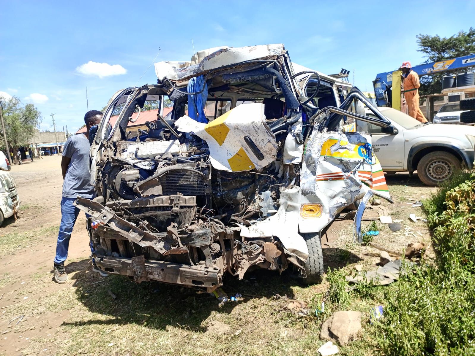 7 People Dead in Early Morning Accident