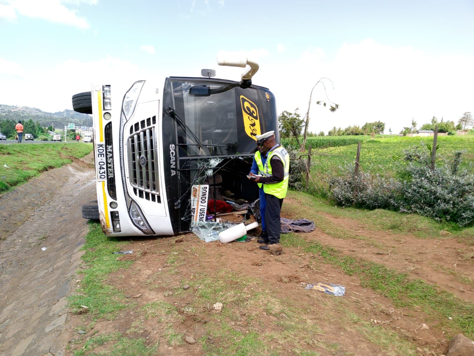 Thirty seven students receiving treatment after bus travelling from Nairobi to Bondo crashes in Mau Summit
