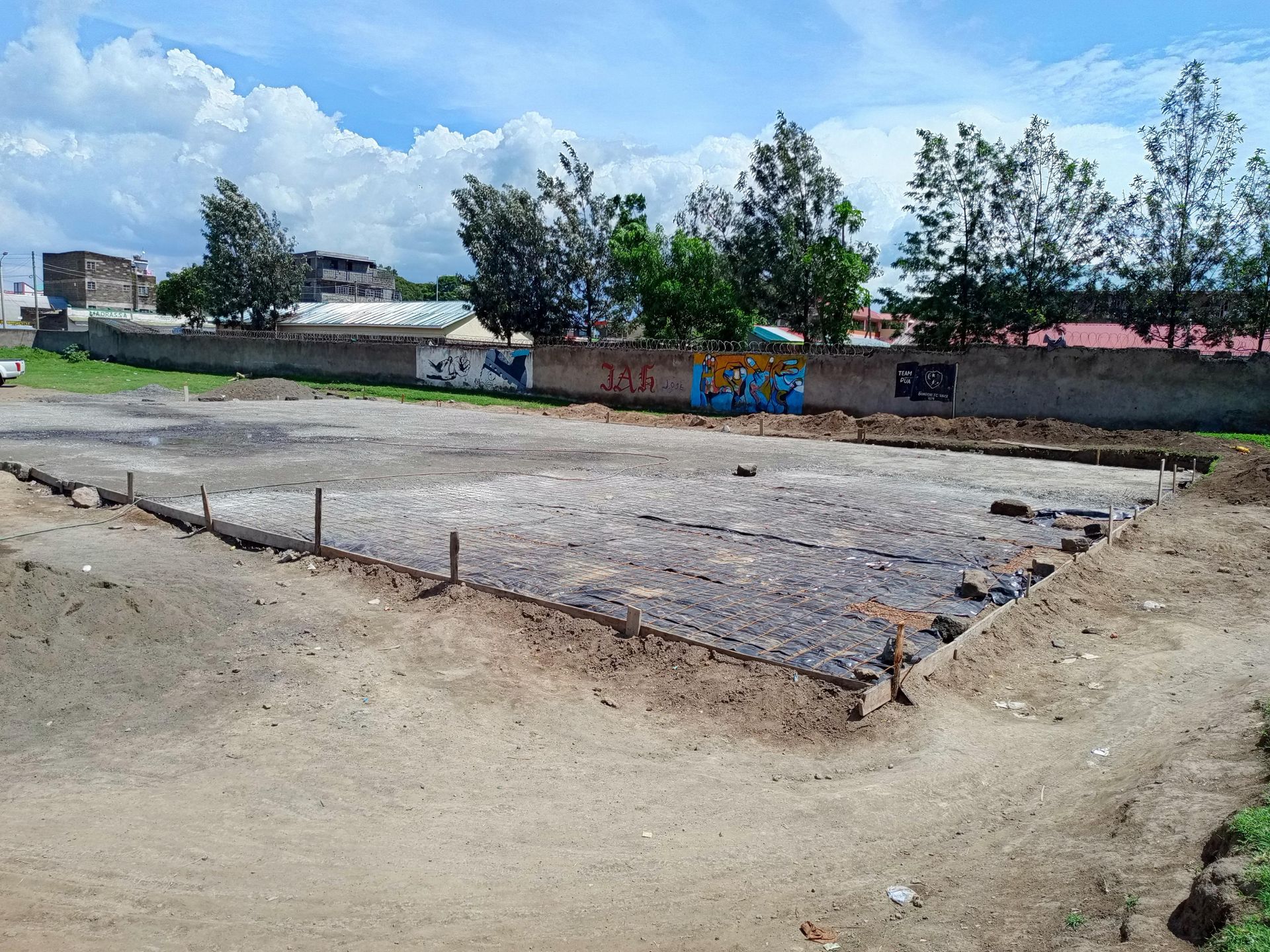 Happy day for basketball lovers as new public court takes shape