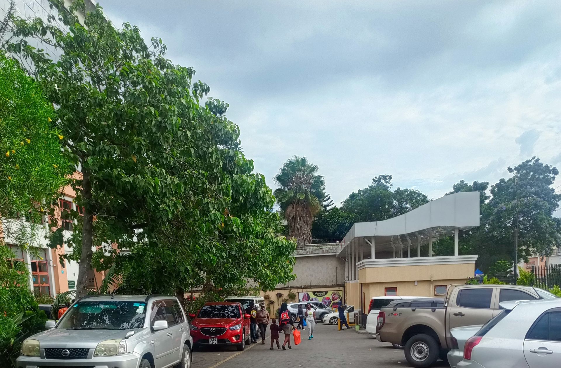 'I was drugged and almost robbed at Westside mall parking lot'